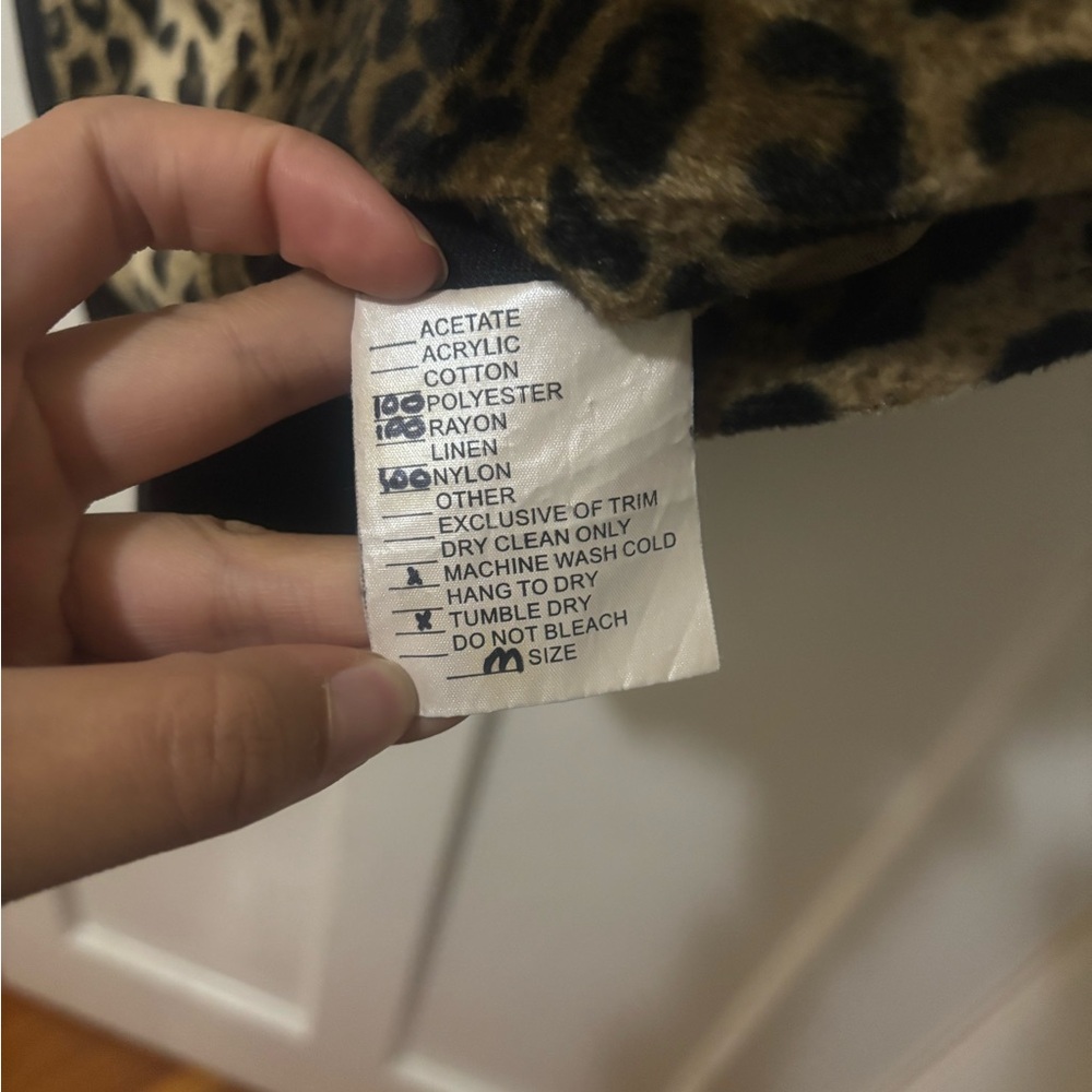 VINTAGE Leopard Print Vest - Picture 5 of 6